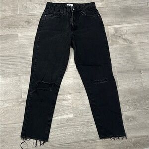 Refuge Black Distressed Ankle Jeans